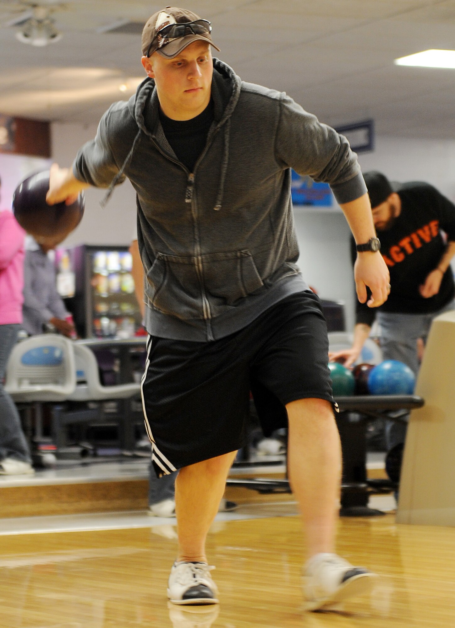 Staff Sgt. Justin Ellrich, 375th Comptroller Squadron financial services supervisor, bowls at Stars and Strikes Bowling Center Feb 18, 2011, at Scott Air Force Base, Ill.  Sergeant Ellrich was a participant in Wing Staff Agencies Wingman Day. (U.S. Air Force photo/ Airman 1st Class Divine Cox) 