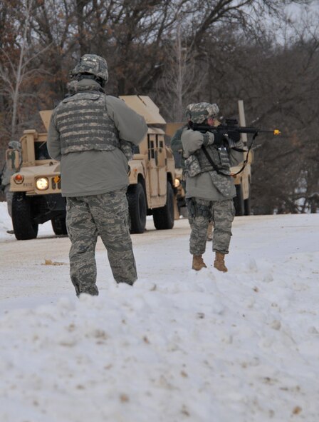 934th Civil Engineers train at Fort McCoy Wis. for their deployment to Southwest Asia in late February. (Air Force Photo/Staff Sgt. Kim Hickey)