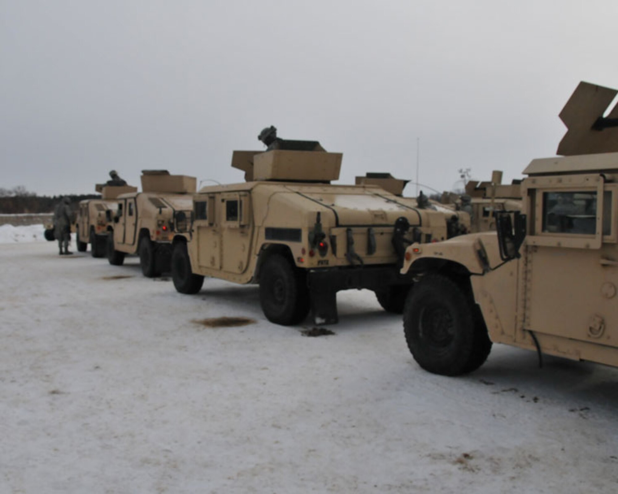934th Civil Engineers train at Fort McCoy Wis. for their deployment to Southwest Asia in late February. (Air Force Photo/Staff Sgt. Kim Hickey)