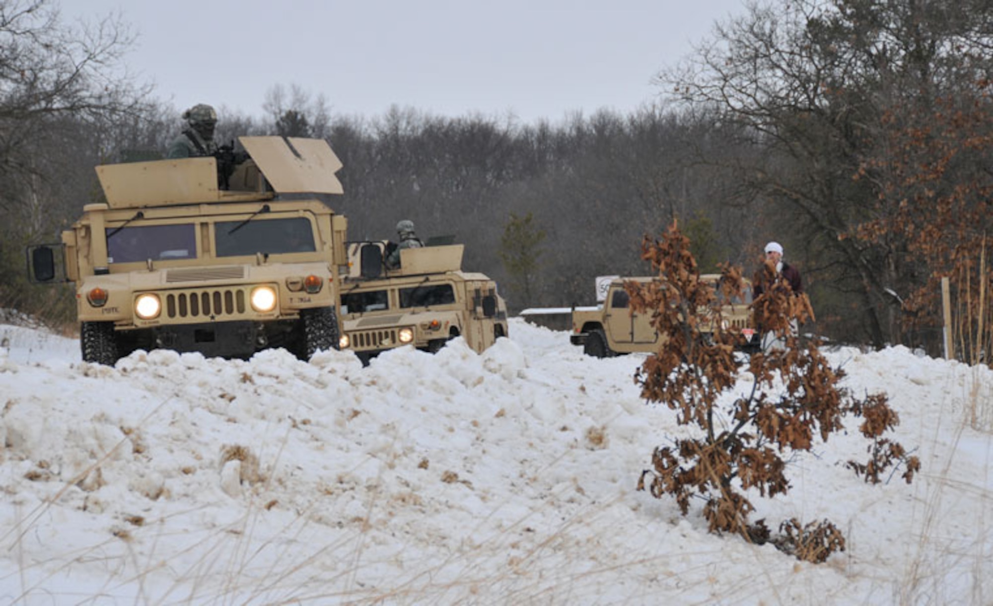934th Civil Engineers train at Fort McCoy Wis. for their deployment to Southwest Asia in late February. (Air Force Photo/Staff Sgt. Kim Hickey)