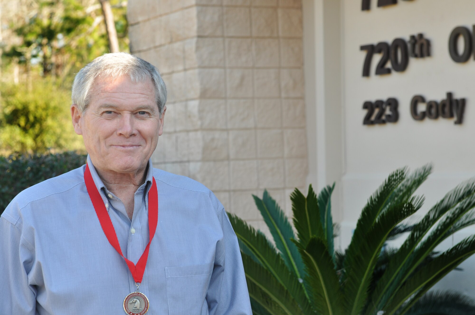 Wayne Norrad, 720th Special Tactics Group, Hurlburt Field, Fla., was presented the National Defense Industrial Association Special Operations/Low Intensity Conflict Division - DeProspero Lifetime Achievement Award Feb. 8, 2011 in Washington.  Mr. Norrad is a former Command Chief Air Force Special Operations Command.  This is his first time winning this award. (U.S. Air Force photo by Senior Airman David Salanitr/Released)
