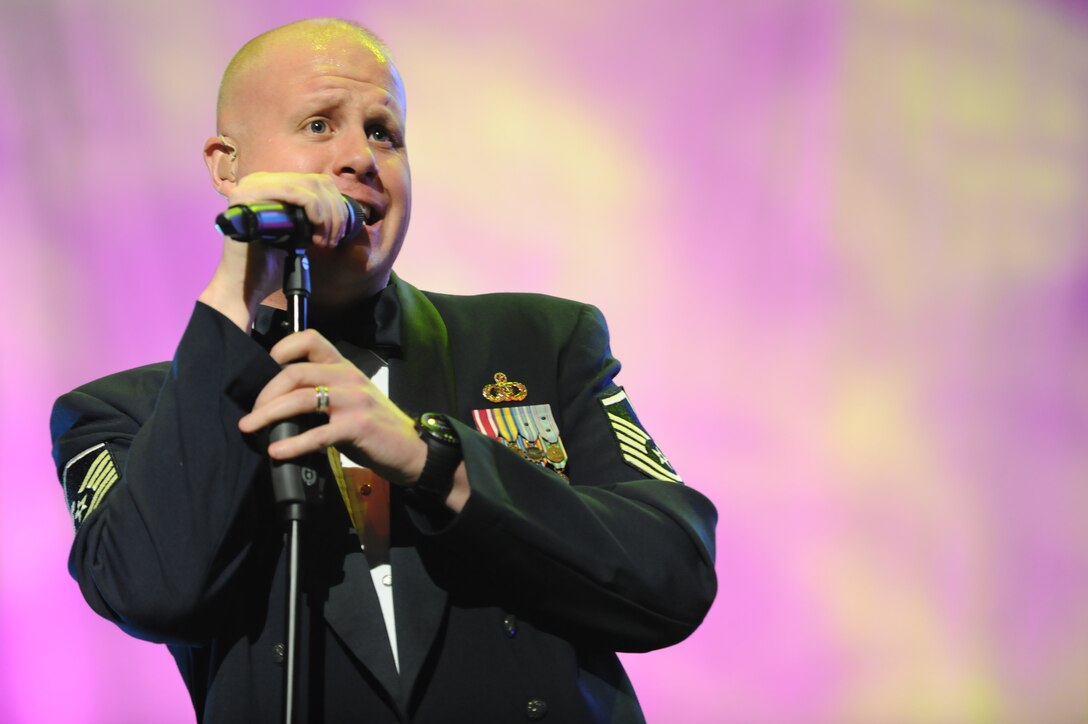 Master Sgt. Ryan Carson, vocalist in The U.S. Air Force Band’s Max Impact ensemble, sings Feb. 20 at the DAR Constitution Hall, Washington, D.C. Max Impact, the Airmen of Note, the Singing Sergeants and the Air Force Strings all contributed to The U.S. Air Force Band’s 2011 Guest Artist Series performance. (U.S. Air Force photo by Senior Airman Christopher Ruano)