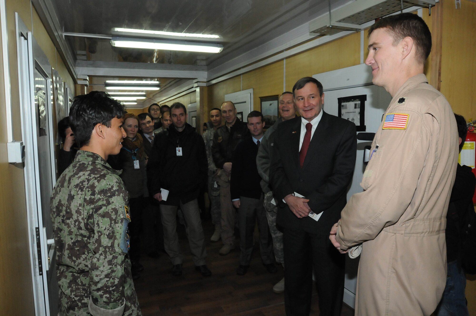 KABUL, Afghanistan - U.S. ambassador to Afghanistan Karl Eikenberry toured the Afghan Air Force English immersion lab known as the “Thunder Lab” at Kabul, Afghanistan Feb. 23.  (U.S. Navy Photo by Mass Communications Specialist 3rd Class Jared E. Walker)