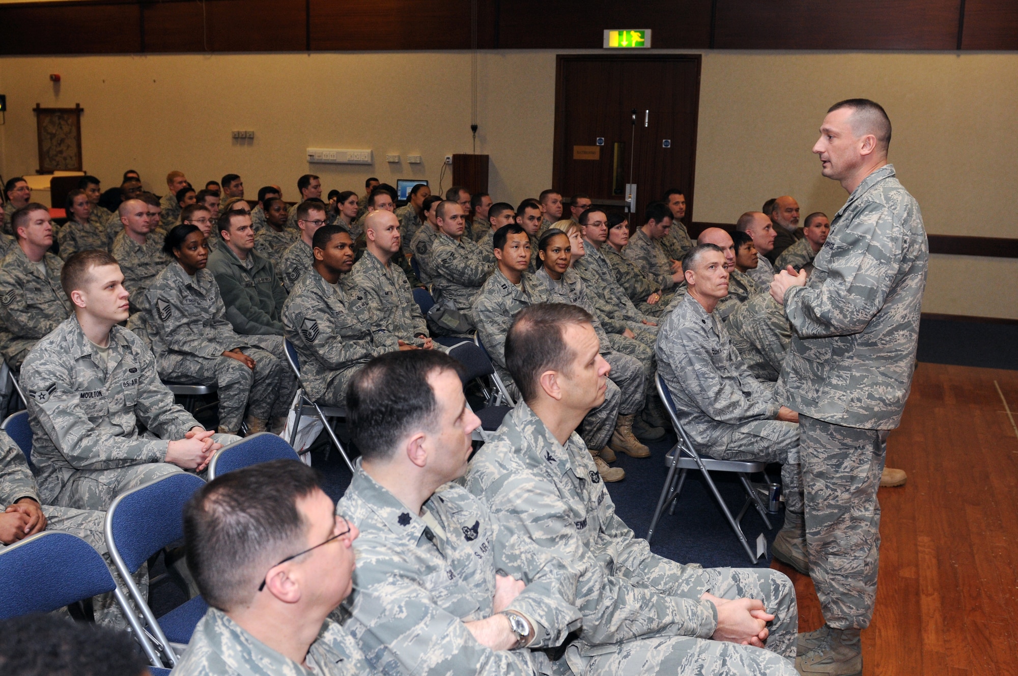 RAF CROUGHTON, United Kingdom - Col. Timothy Cashdollar gives his last quarterly commander's call Feb. 24 to Airmen and MoD personnel at RAF Croughton. Topics of the call were safety, operational security, IG concerns, inspection results for the wing, USAFE metrics, and a chance for Colonel Cashdollar to say thanks a final time to the wing. Colonel Cashdollar is the 501st Combat Support Wing commander. (U.S. Air Force photo by Tech. Sgt. John Barton)