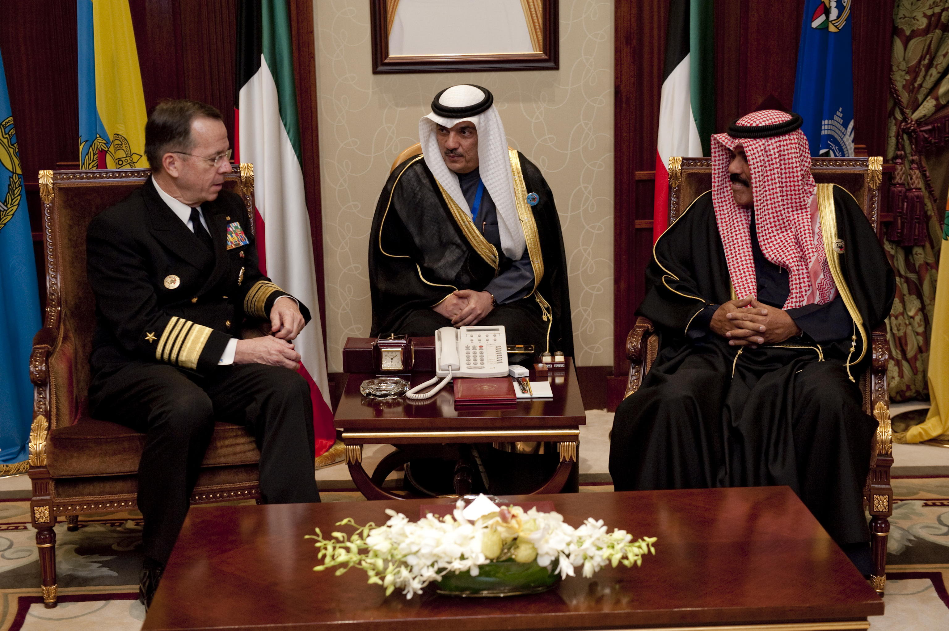 U S Navy Adm Mike Mullen Chairman Of The Joint Chiefs Of Staff Meets With Crown Prince