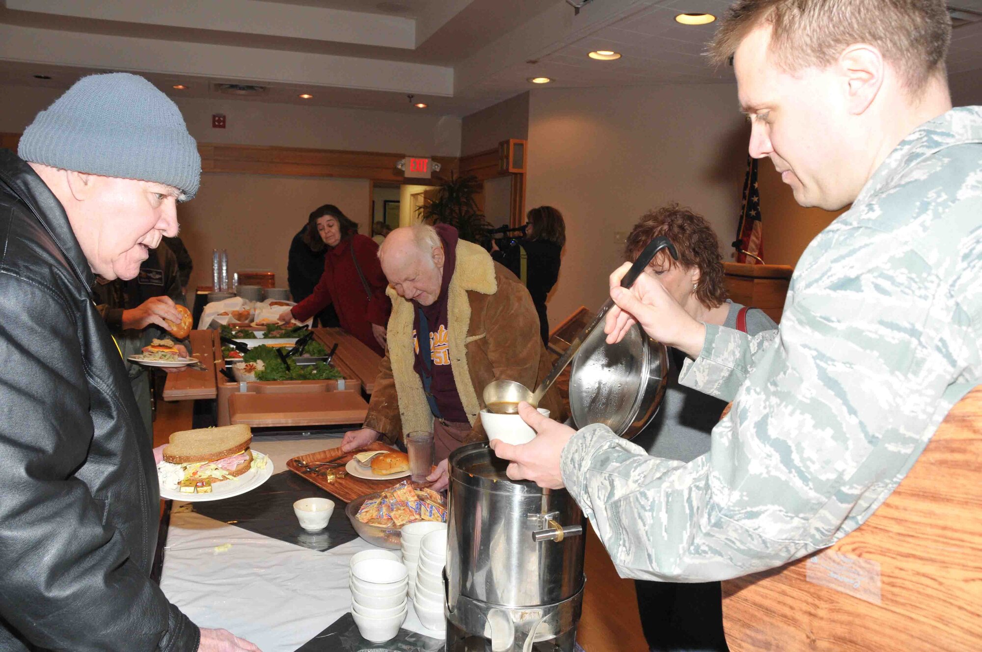 934th Airlift Wing members share lunch and memories during "Take a Vet to Lunch Day" at the 934th Airlift Wing Services Club Feb. 24. (Photo by Paul Zadach)