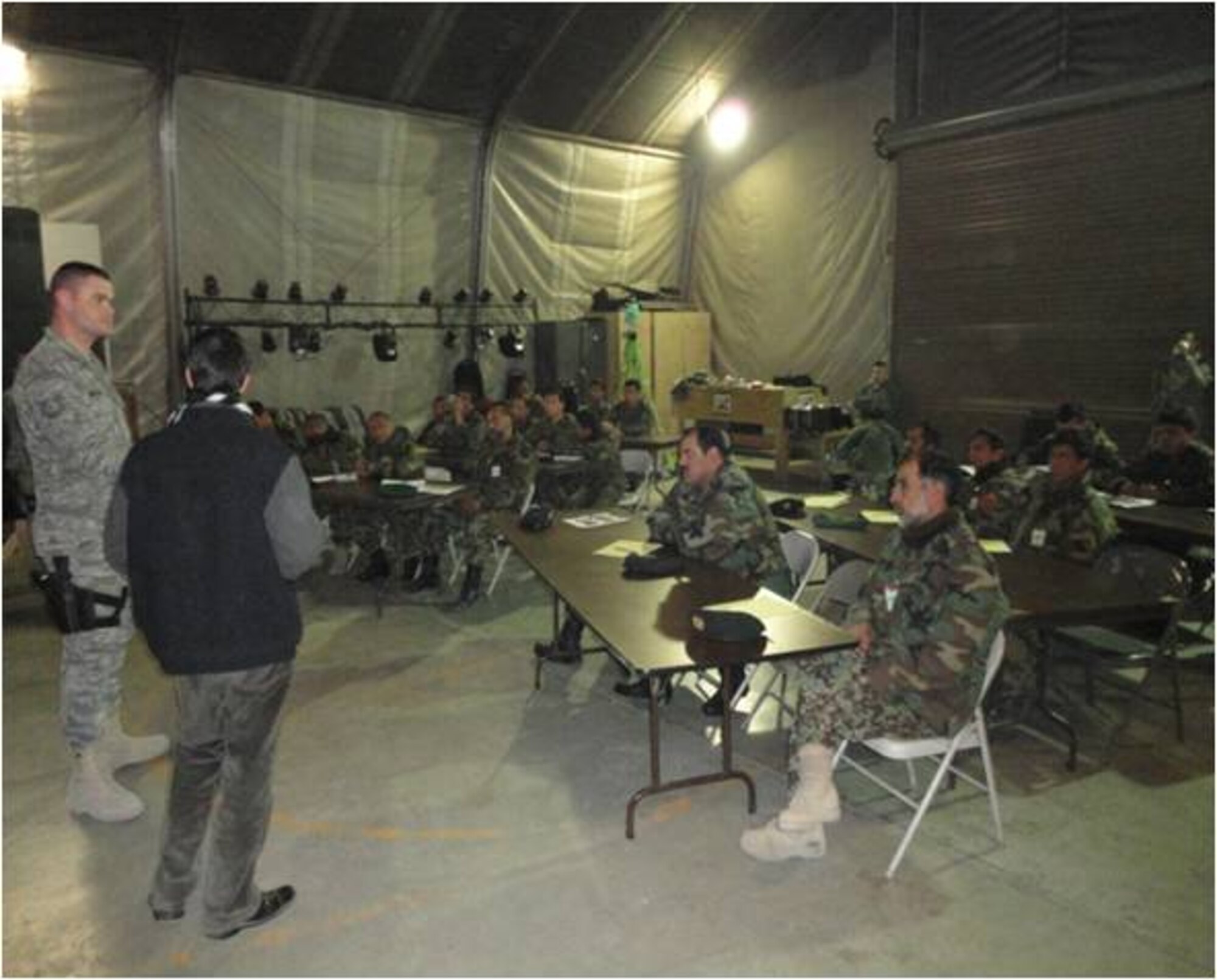 Camp Eggers, Afghanistan – Tech. Sgt. Jarrod Williford from the Camp Eggers Provost Marshal's Office teaches crime scene training to the 21 members of the Afghan National Army Criminal Investigation Command at Camp Eggers, Afghanistan. (U.S. Air Force photo / Released)