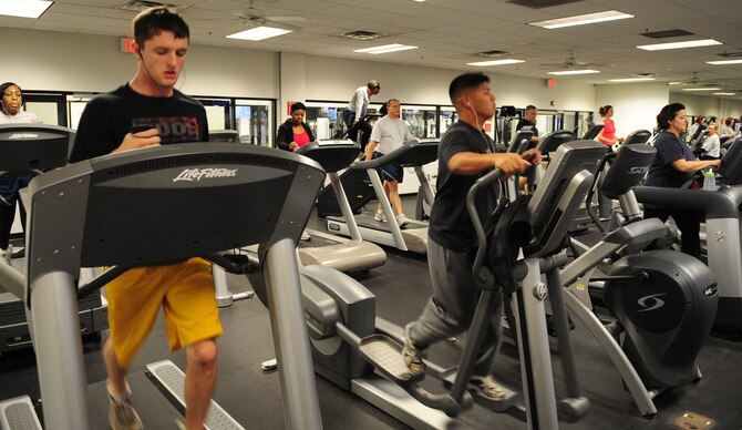 MOODY AIR FORCE BASE, Ga. -- Airmen use different types of cardiovascular machines Jan. 5. Cardiovascular exercises develop your heart and lungs; many consider it to be the most important component in a workout program. (U.S. Air Force photo/Senior Airman Stephanie Mancha)(RELEASED)