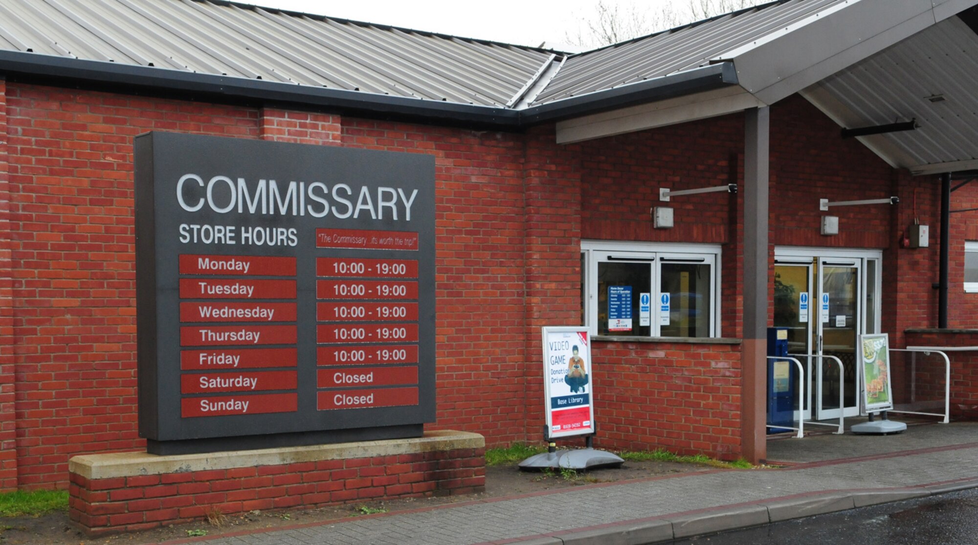 RAF MILDENHALL, England -- As a result of the 2010 Quality of Life survey, the commissary here has changed its operating hours to Mondays through Fridays from 10 a.m. to 7 p.m. Team Mildenhall leadership is dedicated to improving the quality of life for Airmen and their families, and base members are highly encouraged to complete the 2011 Quality of Life survey. (U.S. Air Force photo/Karen Abeyasekere)