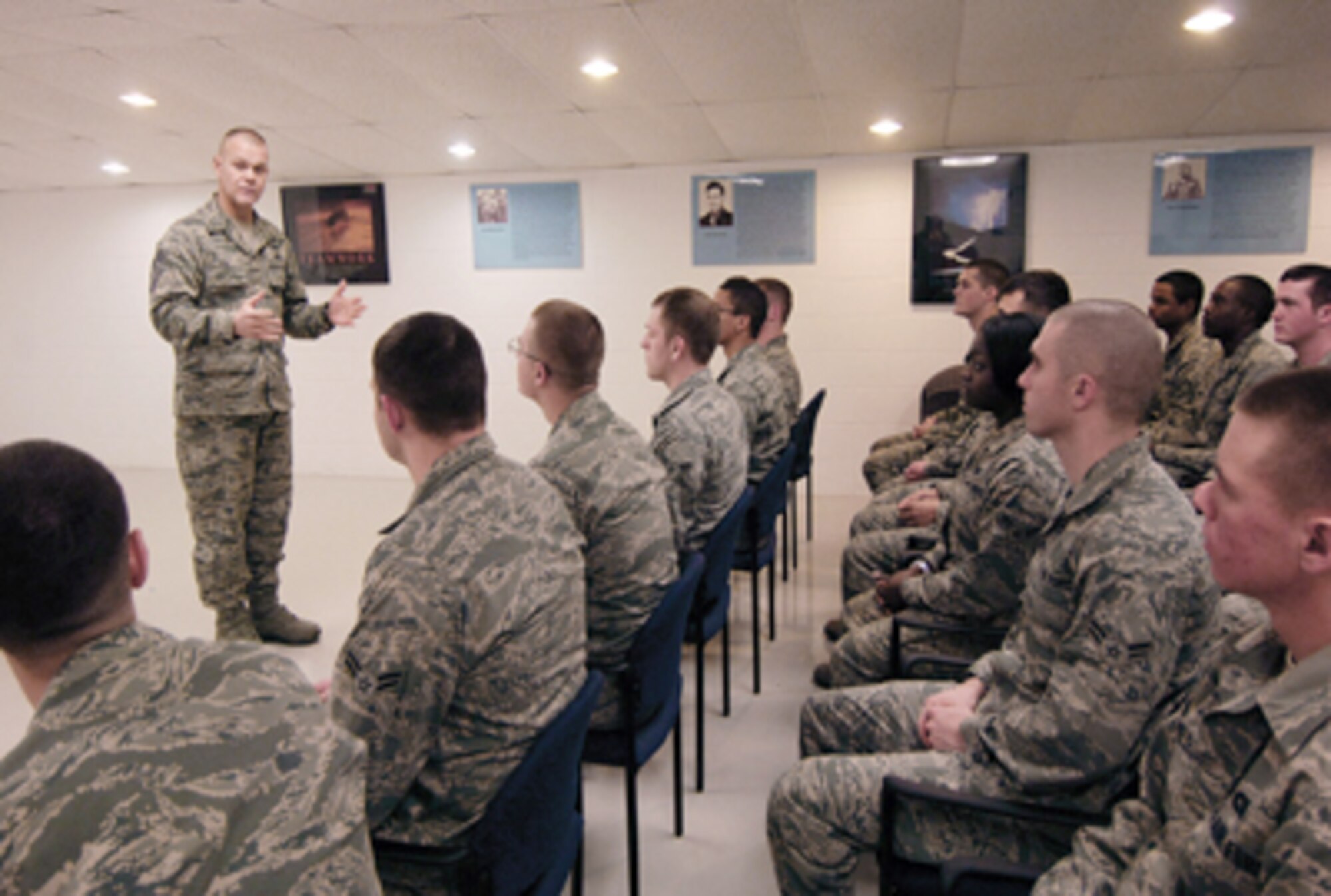 Chief Master Sgt. of the Air Force James A. Roy talks with Airmen attending Tinker Air Force Base's first term Airmen center Jan. 6, 2011, at Tinker AFB, Okla. The chief touched on the Air Force's future and the importance of training before thanking them for their service. (U.S. Air Force photo/Margo Wright)
