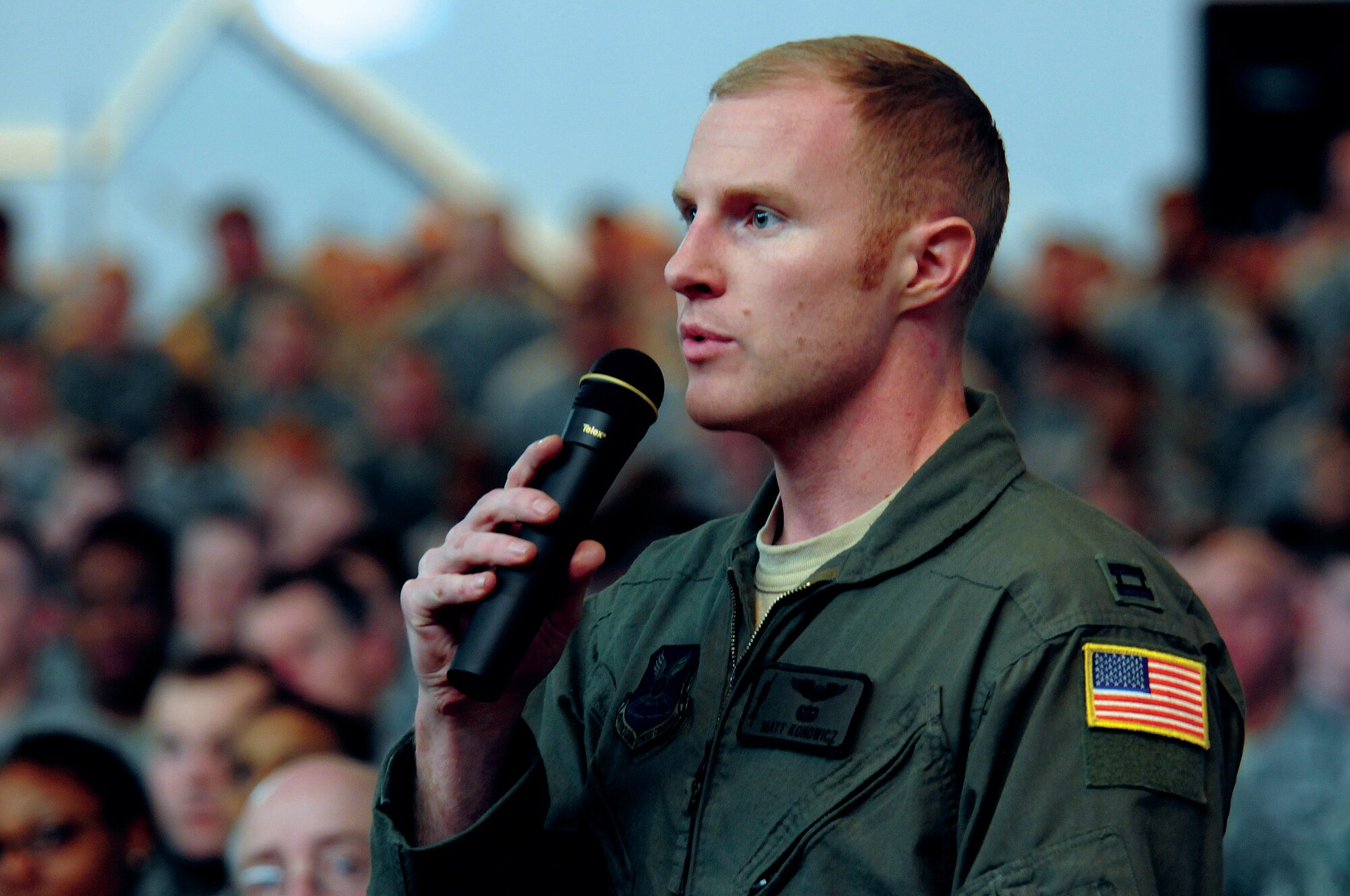 Capt. Matt Konowicz, 37th Helicopter Squadron, asks Lt. Gen. Jim Kowalski, commander, Air Force Global Strike Command, a question during an All Call held here in Building 1501 on Jan. 11. General Kowalski, who took command of AFGSC Jan. 7. The visit to Warren was part of command familiarization tour. (U.S. Air Force photo by R.J. Oriez)