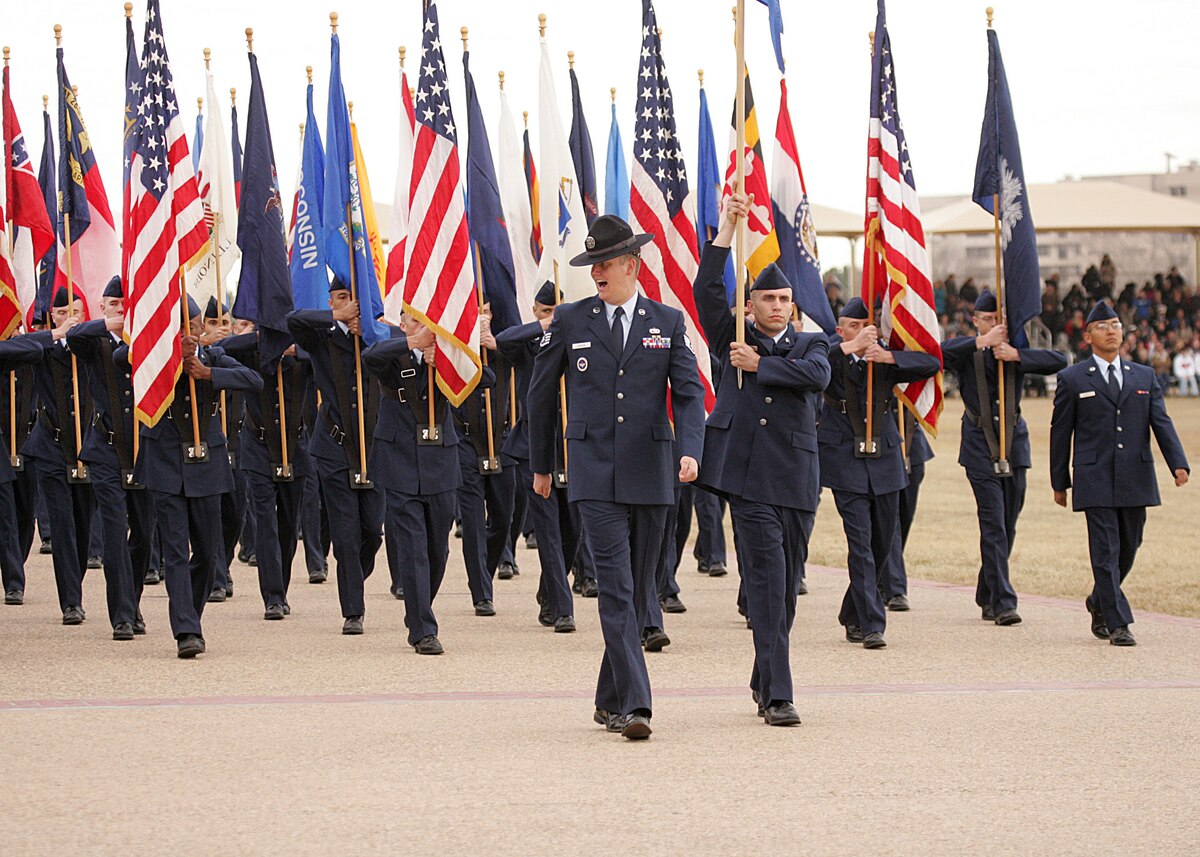 How to get in shape for the air force online