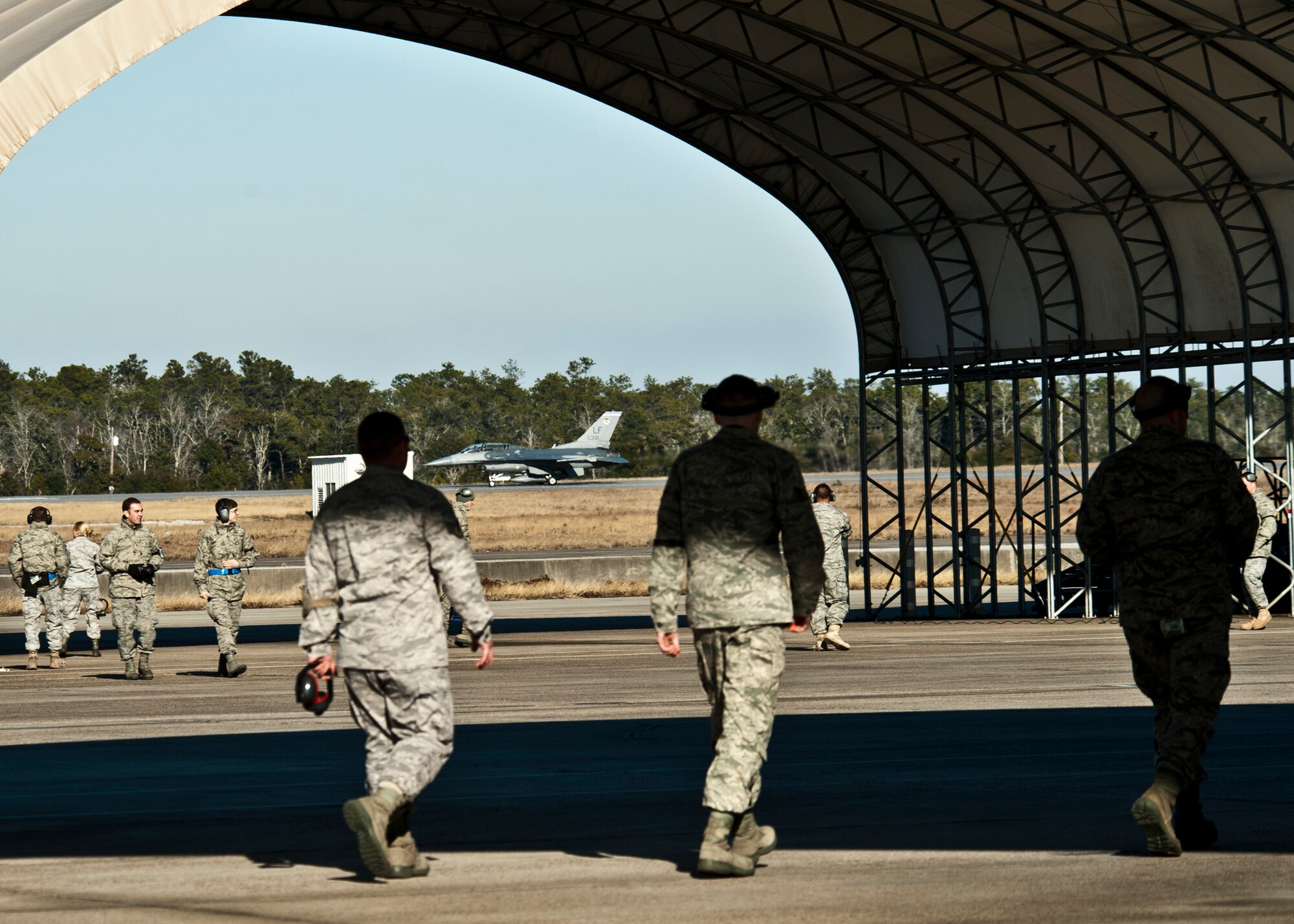 The long-dormant flightline of the 33rd Fighter Wing sprang to life Jan. 13 as four F-16s from Luke Air Force Base, Ariz., arrived to the base.  The aircraft were brought to the wing to help prepare the pilots and maintainers for the imminent arrival of the F-35 Joint Strike Fighter.  (U.S. Air Force photo/Samuel King Jr.)