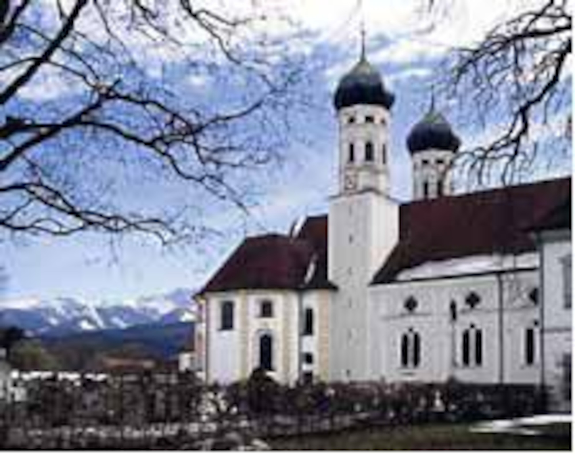 The monastery in Benediktbeuern houses a youth hostel and a
college for philosophy and theology.