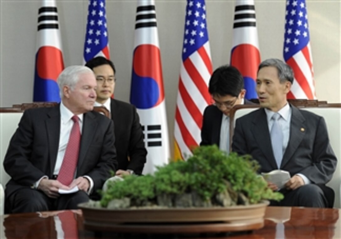 Secretary of Defense Robert M. Gates talks with Korean National Defense Minister Kim Kwan-jin at the Ministry of Defense in Seoul, Republic of Korea, on Jan. 14, 2011.  Gates is meeting with President Lee Myung-bak and Defense Minister Kim Kwan-jin to discuss U.S and Korean defense issues.  