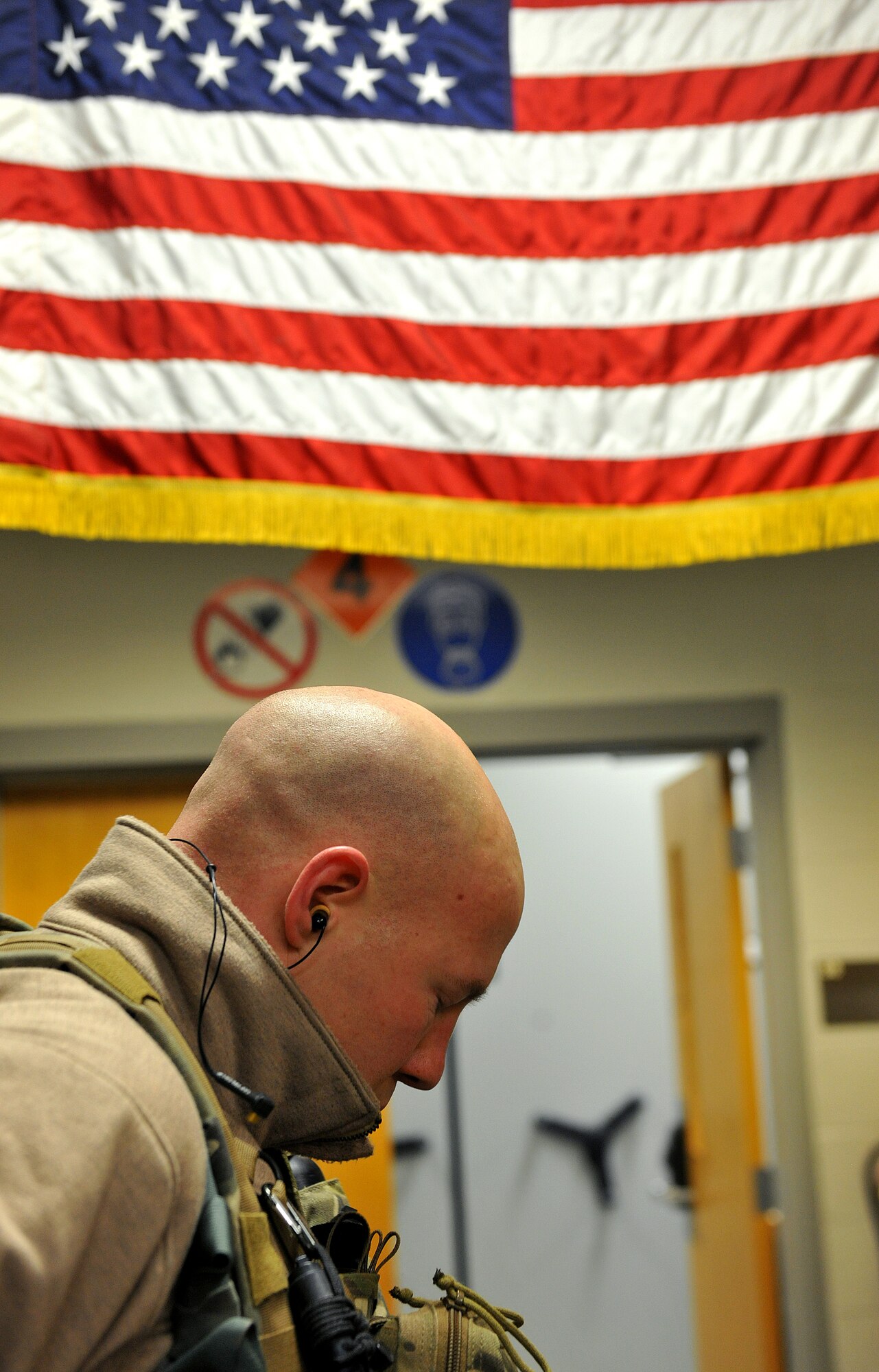 MOODY AIR FORCE BASE, Ga.-- A member from the 41st Rescue Squadron, takes a
quick mental and equipment check before leaving for a rescue mission Jan.
15. Local authorities needed aid in search for a missing teenager and
Moody's rescue squadrons stepped up to provide support. (U.S. Air Force
photo/Airman 1st Class Joshua Green)(RELEASED)
