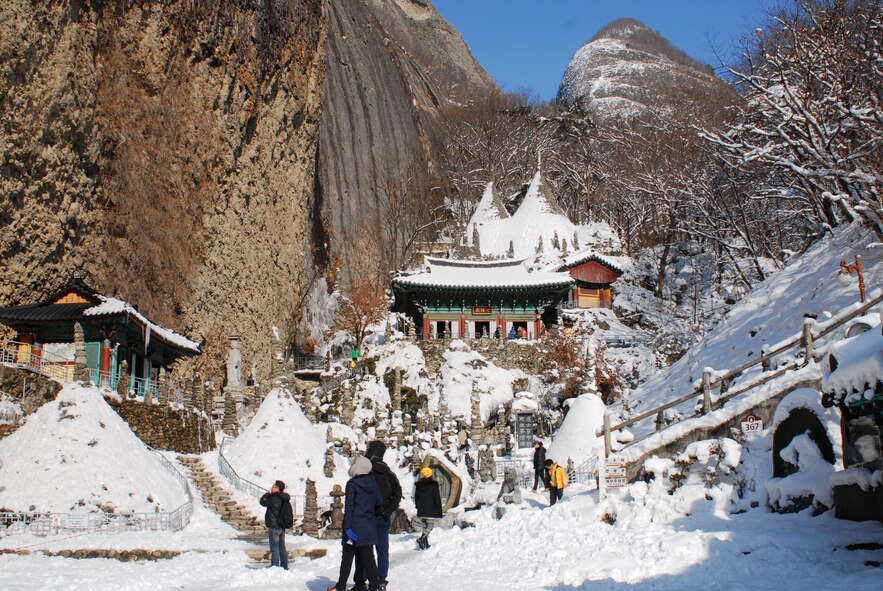 Tapsa Temple, Mt. Maisan Provincial Park, in Jinan-gun, Jeollabuk-do, Republic of Korea. (U.S. Air Force photo/Staff Sgt. Eric Burks)
