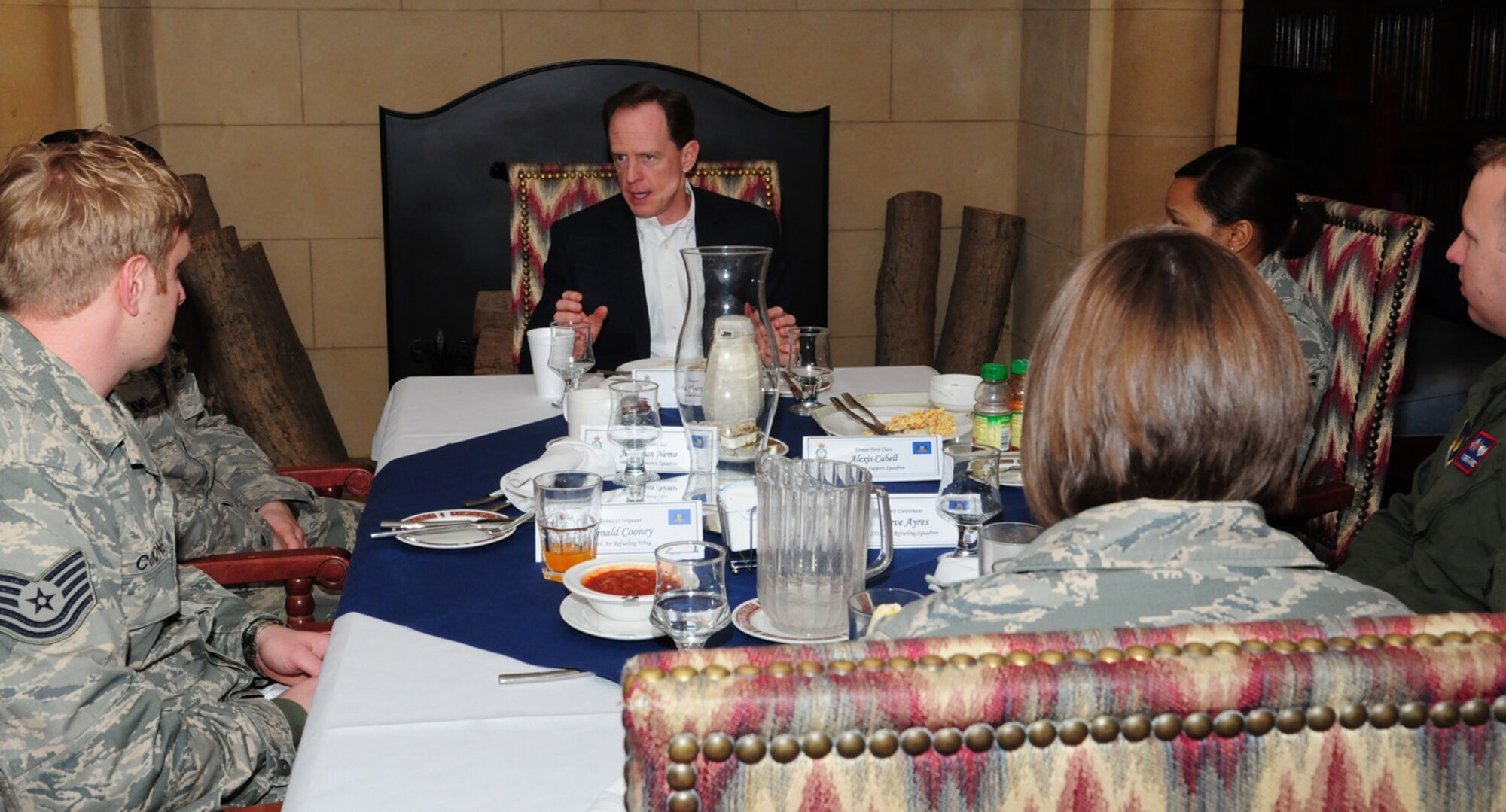 RAF MILDENHALL, England -- Sen. Pat Toomey, Pa., talks with servicemembers who are constituents from his state at a special breakfast Jan. 18, 2011, at the Gateway Dining Facility. Senator Toomey was one of six senators who visited RAF Mildenhall. (U.S. Air Force photo/Karen Abeyasekere)