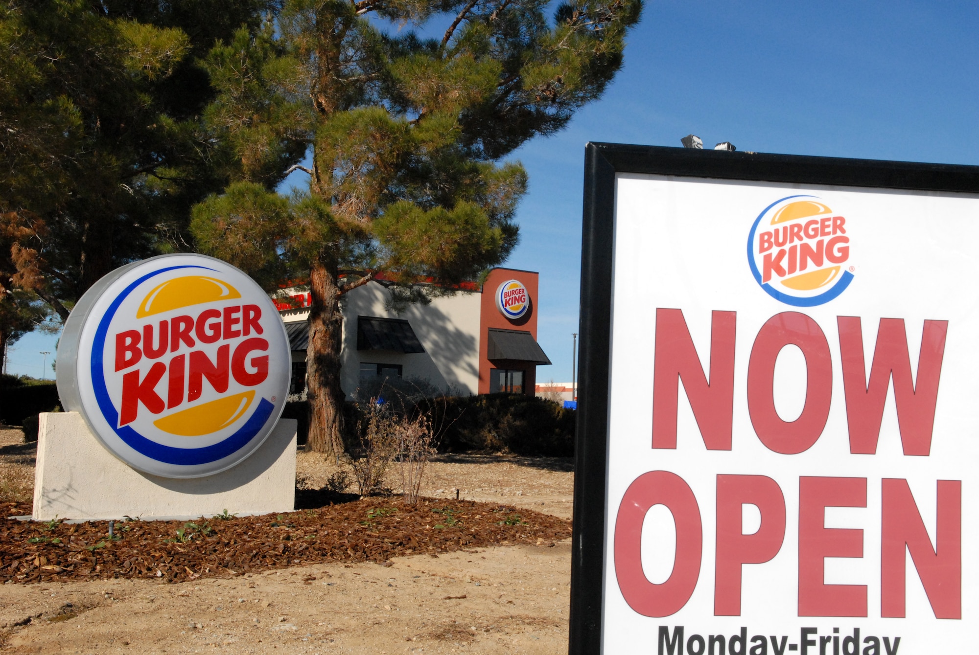 After much anticipation and extensive remodeling, the king is back. Burger King, located in the Base Exchange parking lot, re-opened its doors and fired up the grills Jan. 19, reacquainting the Edwards lunch crowd with Whoppers and fries. The remodeling project included updating the dining area and restrooms as well as replacing old equipment. The updates were designed and constructed with proficiency and speed of service in mind. (Air Force photo by Kate Blais)