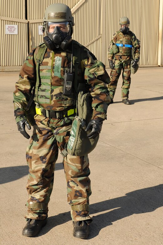 Airmen participate in MOPP challenge > Pacific Air Forces > Article Display