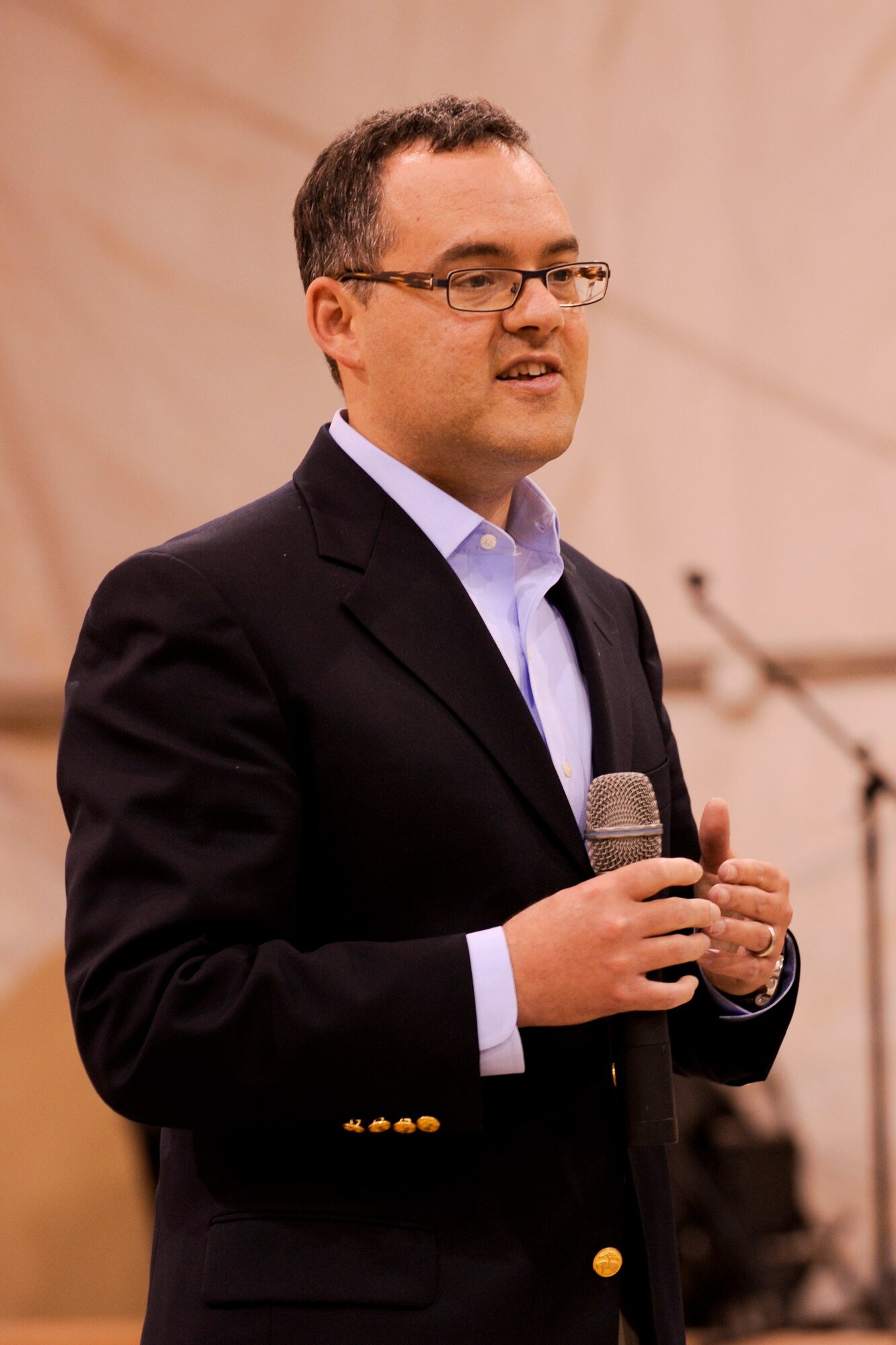 Daniel Ginsberg, the Assistant Secretary of the Air Force for Manpower and Reserve Affairs, talks with Airmen from Sather Air Base, in Baghdad, Iraq, Jan. 21. Assistant Secretary Ginsberg was touring Iraq to discuss the Air Force's progress in the drawdown of U.S. forces in country. (U.S. Air Force photo by Staff Sgt. Levi Riendeau)