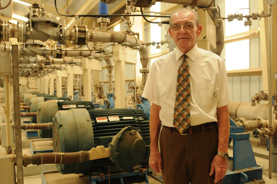 JOINT BASE PEARL HARBOR-HICKAM, Hawaii -- Mr. Stanley Zaucha, Pacific Air Forces Petroleum, Oils and Lubricants facilities manager, poses for a photograph in a fuels pump facility here Jan. 20. He's retiring in February 2011 after over 60 years of military and civil service fuels experience that has spanned six military campaigns including the Korean War and Operation Enduring Freedom. As a facilities manager here, Mr. Zaucha has been responsible for managing over 40 military construction projects valued in excess of $500 million. He has helped shaped the fuels infrastructure to meet the demands of today's state-of-the-art weapons systems. (U.S. Air Force photo/Tech. Sgt. Steve Lewis)