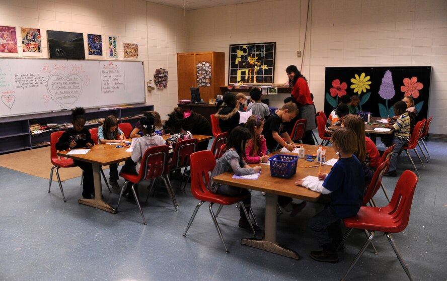 LAKELAND, Ga.-- Children from Lanier County Primary School prepare Valentine’s Day cards Jan. 25 for deployed service members in Afghanistan. This was the first year the school participated in this event and nearly 600 cards were made. (U.S. Air Force photo/Airman 1st Class Benjamin Wiseman)(RELEASED)