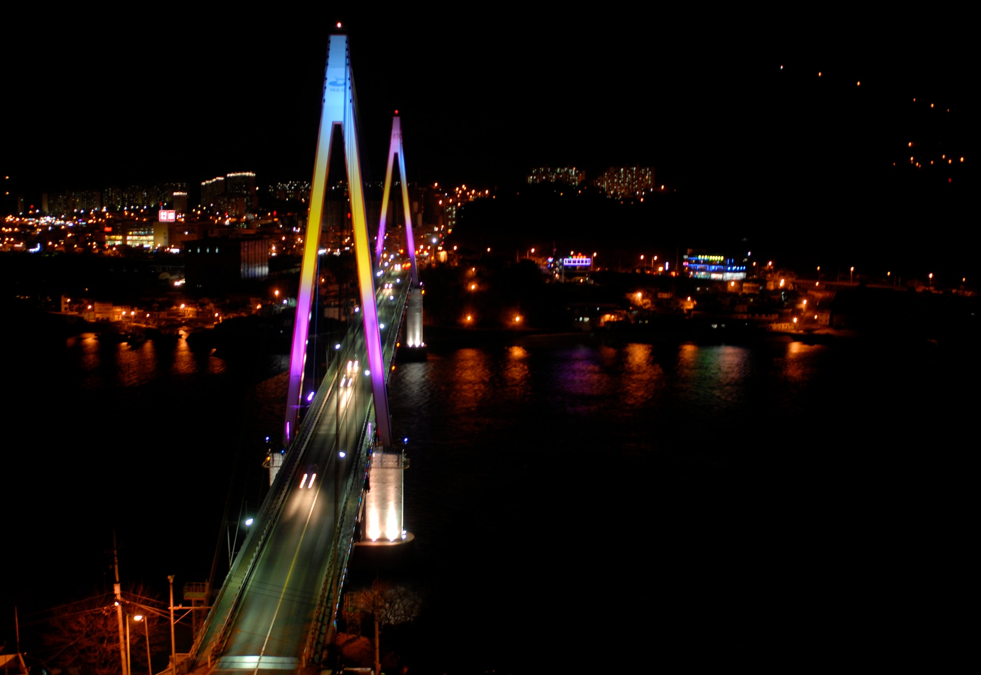 Dolsan Bridge in Yeosu, Republic of Korea. (U.S. Air Force photo/Staff Sgt. Eric Burks)