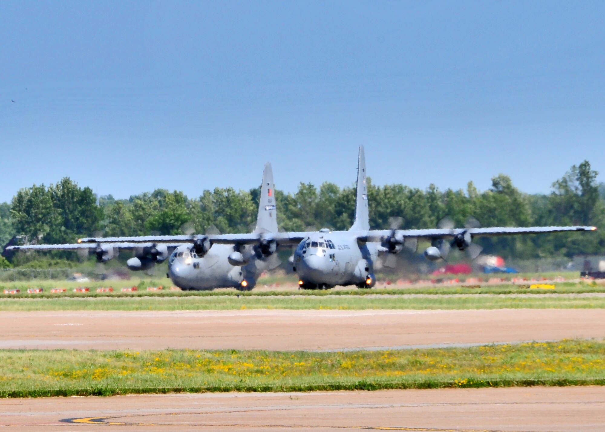 Col. Mark P. Murphy completes his final flight as the 914th Airlift Wing vice commander June 30, 2011 Niagara Falls Air Reserve Station, NY. Col. Murphy was greeted by family and friends as he completes his last flight and first step into retirement. (U.S. Air Force photo by Staff Sgt. Joseph McKee)