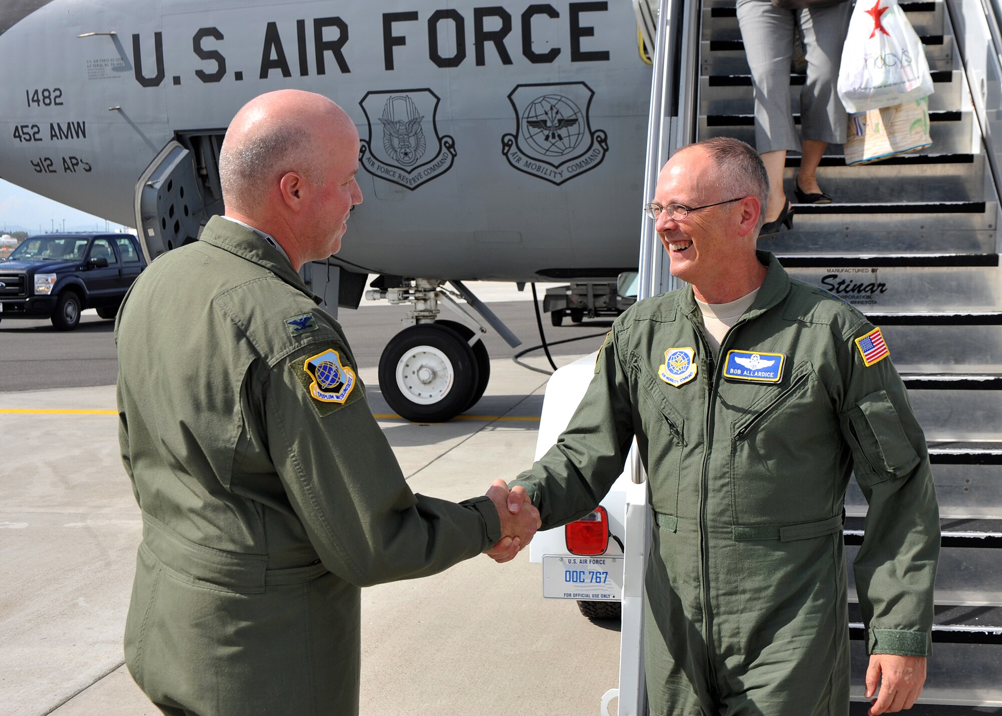 Lt. Gen. Robert R. Allardice, Commander, 18th Air Force commander, is greeted by Col. Paul H. Guemmer, 92nd Air Refueling Wing commander after landing at Spokane International Airport, June, 28. During General Allardice’s visit he toured the facilities and met the Airmen. The visit was General Allardice’s last visit as 18th Air Force commander before becoming the new Air Mobility Command vice commander. (U.S. Air Force photo/Staff. Sgt. Michael Means)