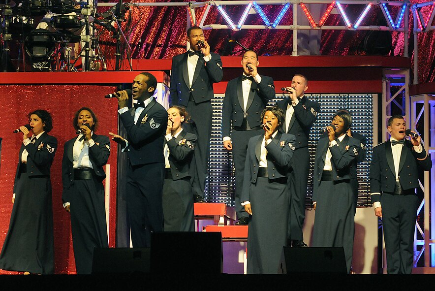 The Air Force entertaining group “Tops in Blue” perform at Frontier Park Arena as part of Cheyenne’s Fourth of July celebration. (U.S. Air Force photo by R.J. Oriez)