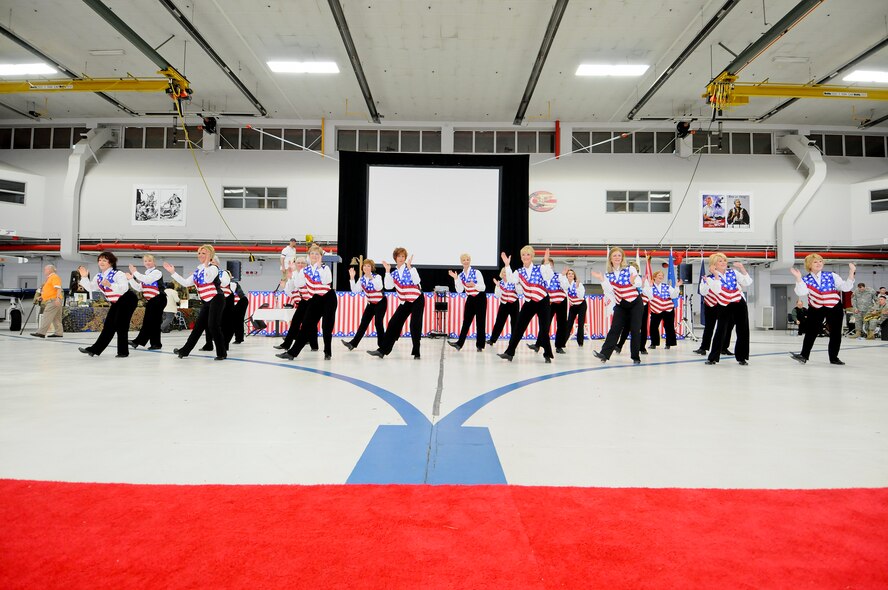 2011 Stage Door Canteen hosted by Honor Flight of Northwest Ohio and the 180th Fighter Wing