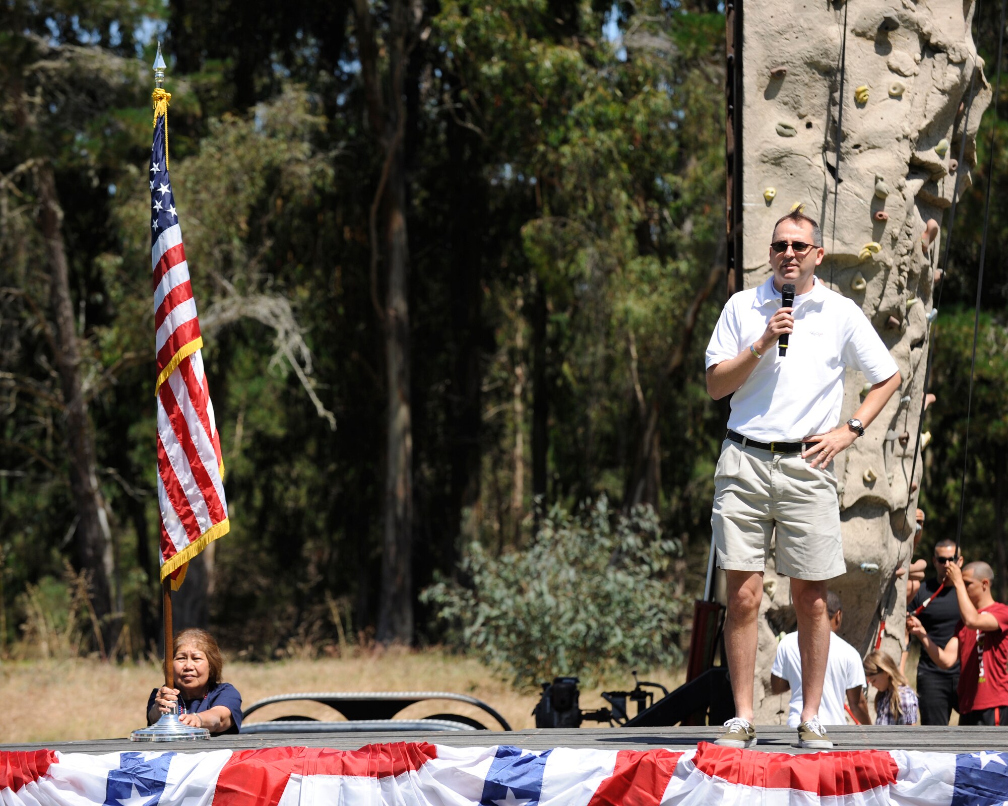 VANDENBERG AIR FORCE BASE, Calif. -- Speaking to the audience, Col. Keith Balts, the 30th Space Wing vice commander, talks about the importance of Independence Day during a picnic at Cocheo park here Saturday, July 2, 2011.  Team V members ate food and participated in games during the event.  (U.S. Air Force photo/Staff Sgt. Andrew Satran) 

 