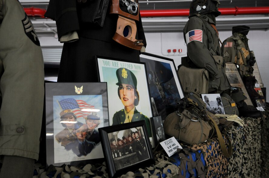 2011 Stage Door Canteen hosted by Honor Flight of Northwest Ohio and the 180th Fighter Wing