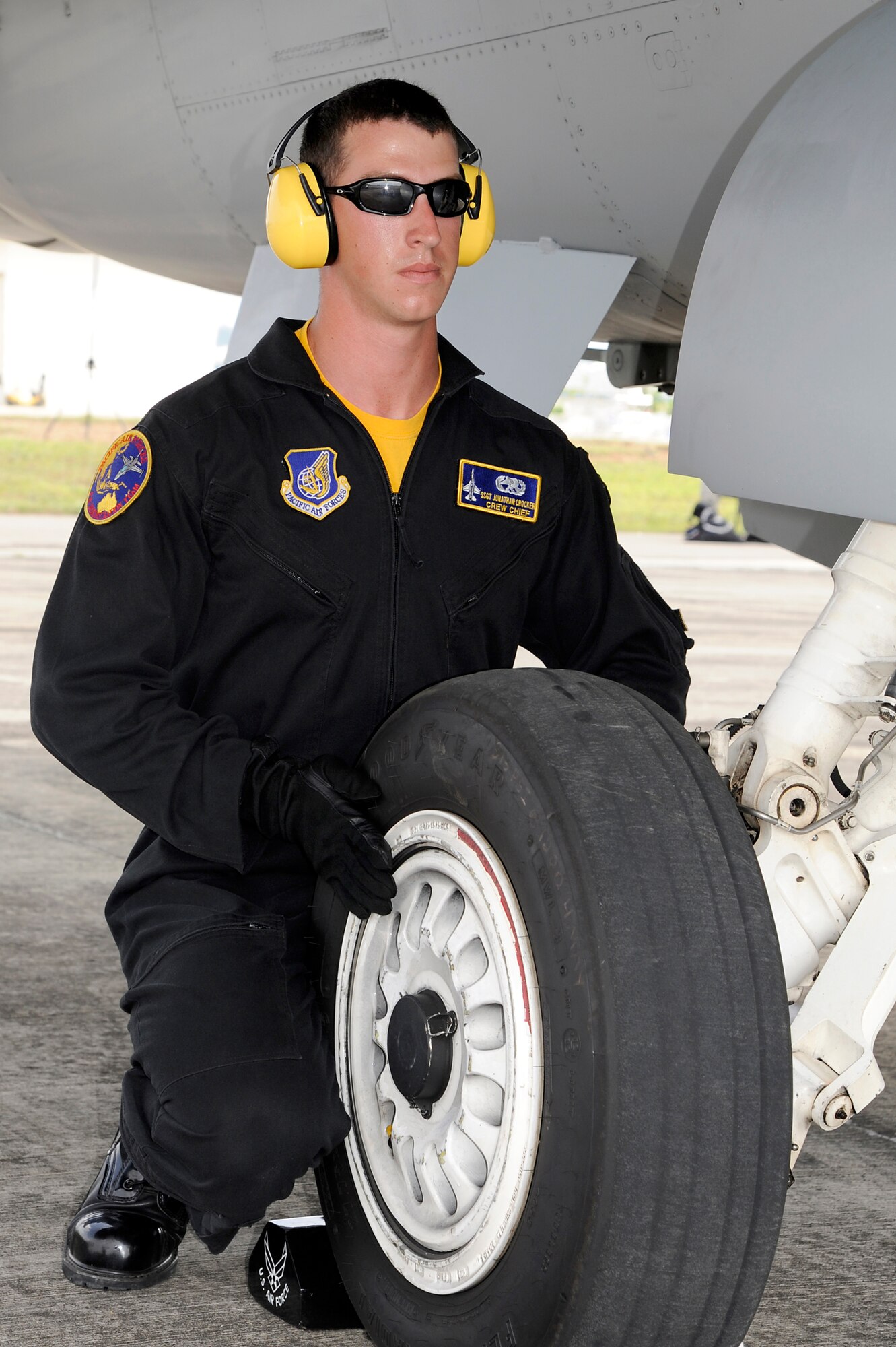 Brunei Darussalam -- Staff Sgt. Jonathan Crocker, Pacific Air Forces Demonstration Team member, performs a brake check during a F-16 Fighting Falcon ground show demonstration at the 3rd Biennial Brunei Darussalam International Defense Exhibition July 8.Two F-16 Fighting Falcons and 15 members from the 35th Fighter Wing from Misawa Air Base, Japan, represented the U.S. Air Force and PACAF during the four-day event for the first time. (U.S. Air Force photo/Staff Sgt. Marie Brown/Released)