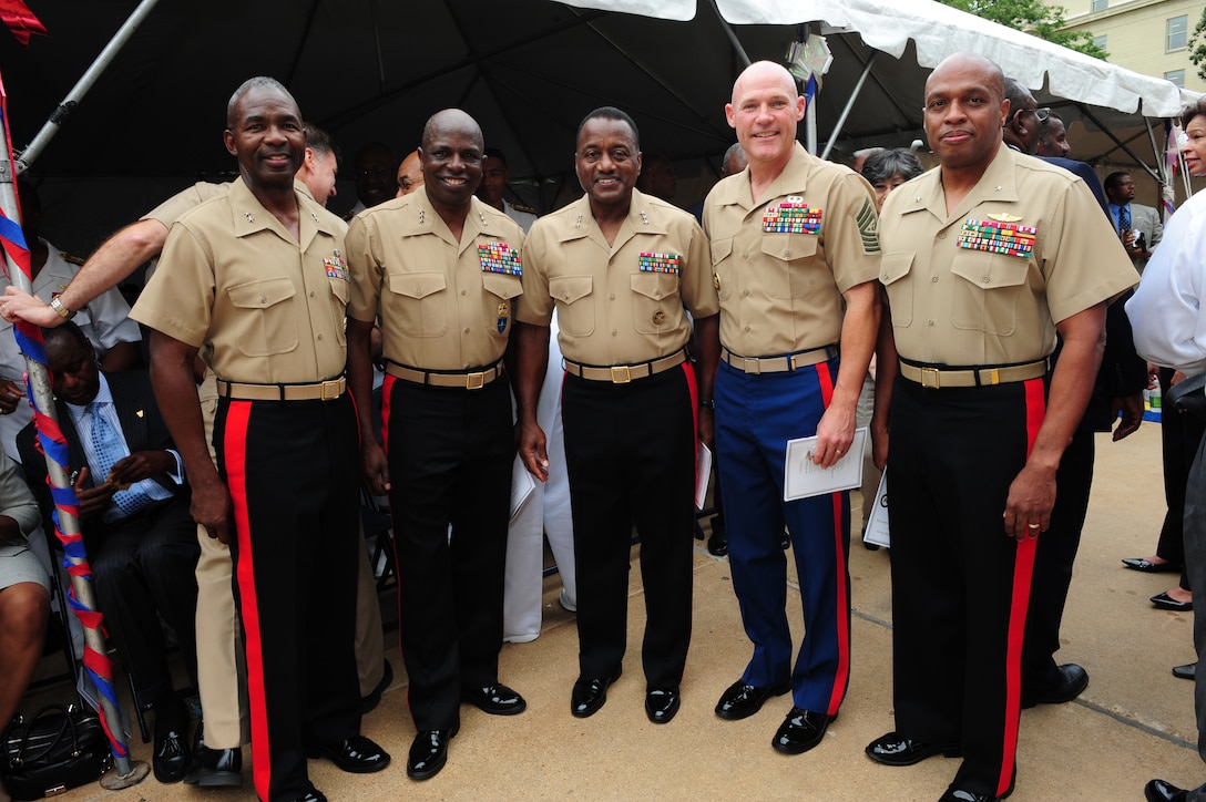 Major General Ronald L. Bailey, Commanding General of 1st Marine Division; Lieutenant General Walter E. Gaskin, Deputy Chairman of NATO Military Committee; Lieutenant General Willie J. Williams, Director of Marine Corps Staff; Sergeant Major Micheal P. Barrett, 17th Sergeant Major of the Marine Corps; and Brigadier General Vincent R. Stewart, Director of Intelligence.