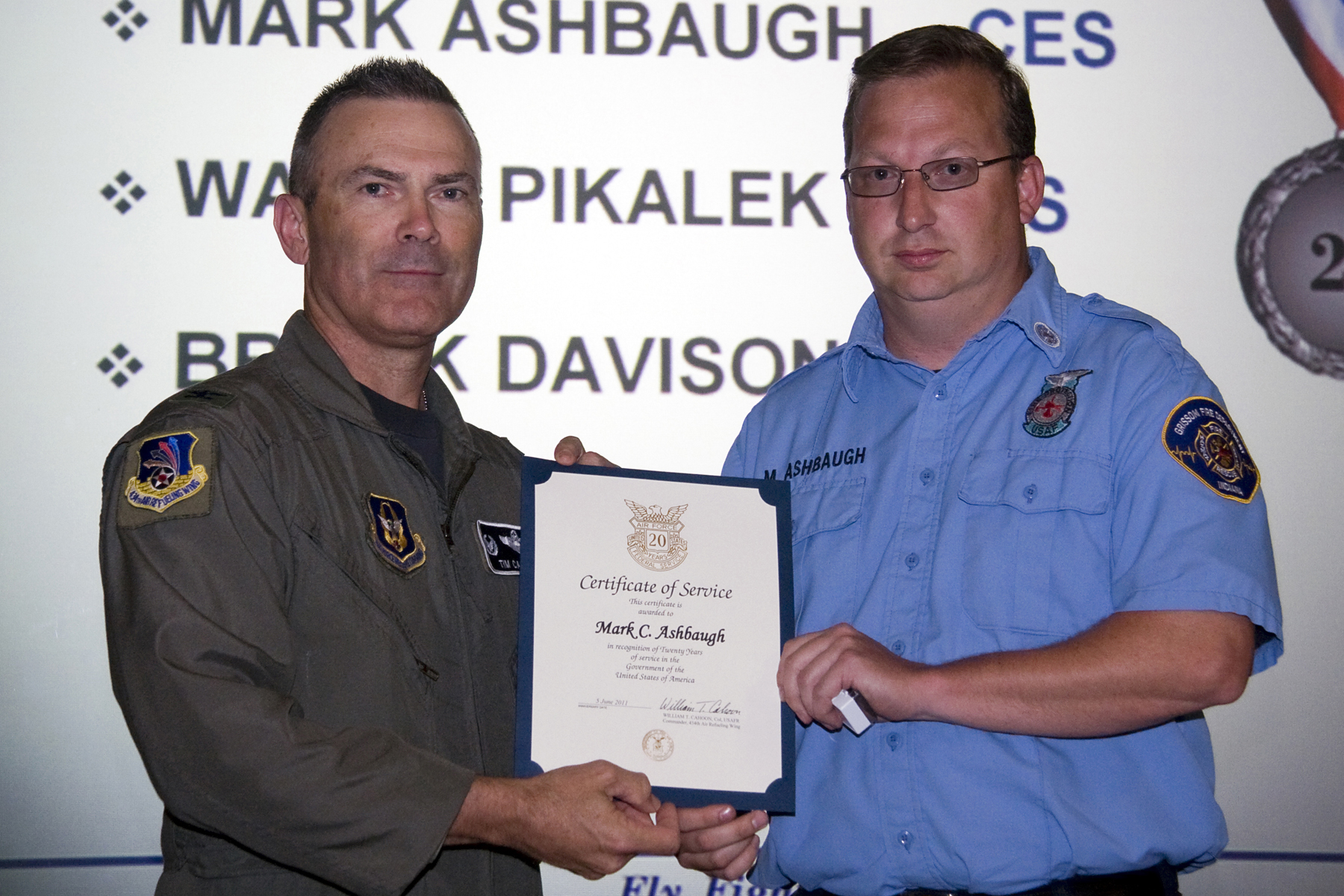 Grissom recognizes civilian employee milestones > Grissom Air Reserve