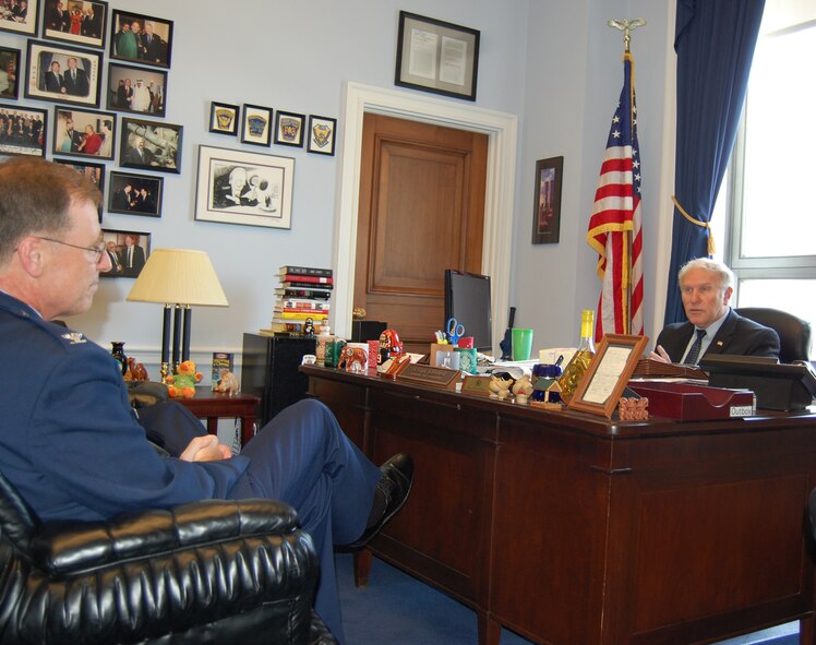WRIGHT-PATTERSON AIR FORCE BASE, Ohio – Col. Stephen D. Goeman, 445th Airlift Wing commander, visits with Congressman Steve Chabot, the Ohio 1st District Representative to the United States Congress, July 12.  Commanders meet annually with congressmen representing their areas as part of an Air Force Reserve program to increase their unit’s visibility with members of congress. (U.S. Air Force photo/Lt. Col. Cynthia Harris)