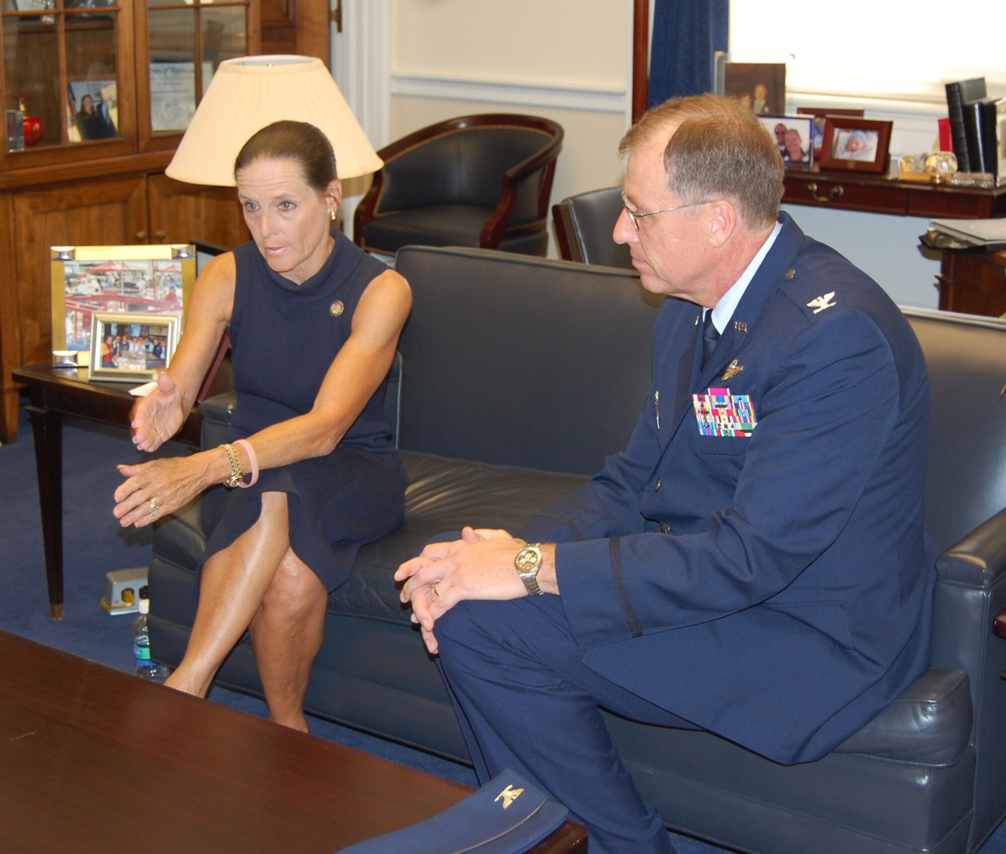WRIGHT-PATTERSON AIR FORCE BASE, Ohio – Col. Stephen D. Goeman, 445th Airlift Wing commander, visits with Congresswoman Jean Schmidt, the Ohio 2nd District Representative to the United States Congress, July 12. Commanders meet annually with congressmen representing their areas as part of an Air Force Reserve program to increase their unit’s visibility with members of Congress. (U.S. Air Force photo/Lt. Col. Cynthia Harris) 