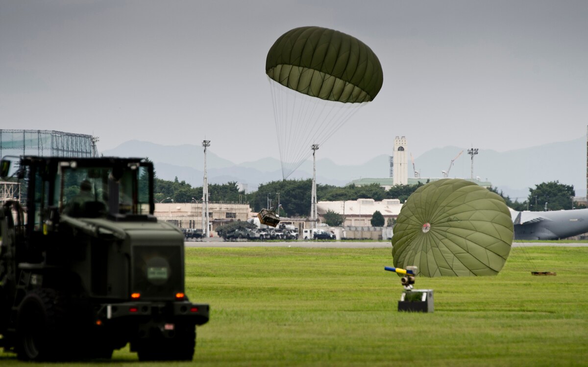 USFJ, 5th AF commander visits 374th AW, recognizes top performers ...