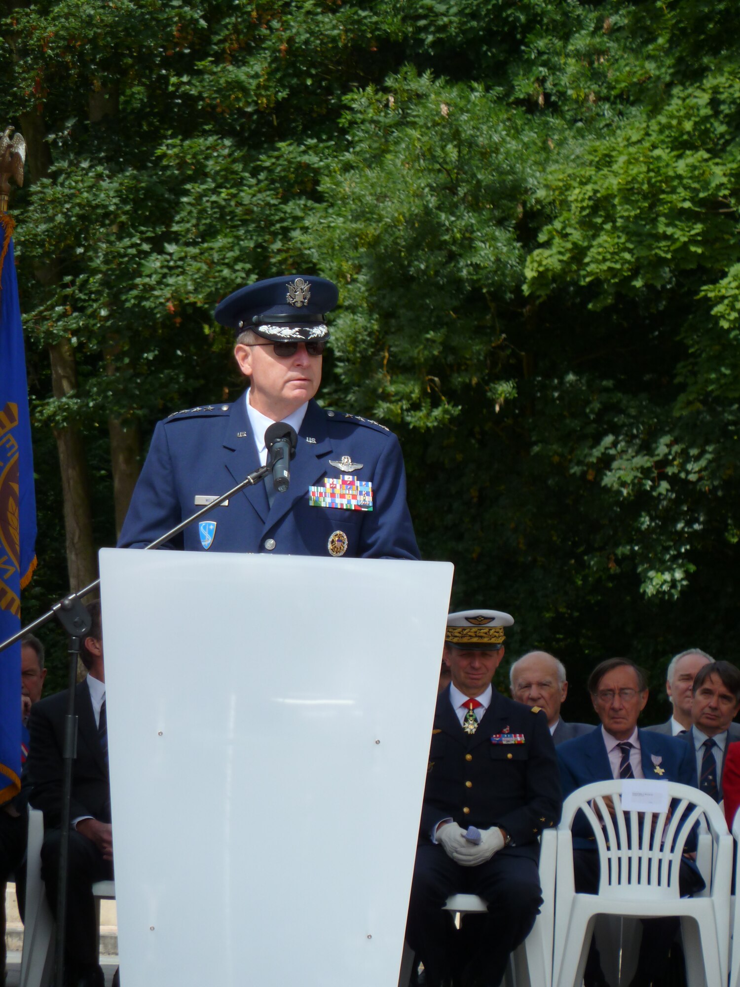 PARIS - Gen. Mark A. Welsh III, U.S. Air Forces in Europe commander,
delivers a speech to the crowd gathered for the ceremony at the Lafayette
Escadrille Memorial outside of Paris, May 28, 2011. The memorial honors the
American pilots of the Escadrille La Fayette and the Lafayette Flying Corps
who died during service to the Allies. (U.S. Air Force photo/Maj. Beverly
Mock) 
