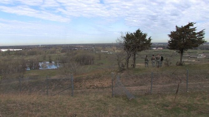 The 934th Operations Group, SERE (Search, Escape, Survival and Evasion) 

instructor, Staff Sgt. Adam Craft conducts survival skill techniques at the Arden 

Hills training area with aircrew members from the 934th Aeromedical 

Evacuation Squadron. Survival skills training is required for all aircrew members. (Air Force Photo/Wendy Cormier)

Their focus was prioritizing their needs, navigation and fire starting techniques.
