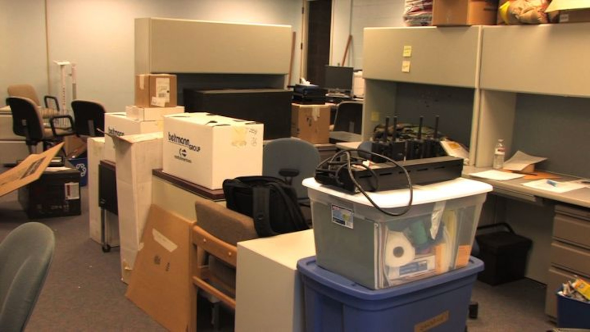 934th ASTS moves the physical exam section of the unit into it's newly remodeled section of Building 840.  The move competes phase II of the project which will allow physical exams to return to the building starting with the June UTA.  The final phase of remodeling of the north side administrative offices is scheduled to be completed by December. (Air Force Photo/Wendy Cormier)