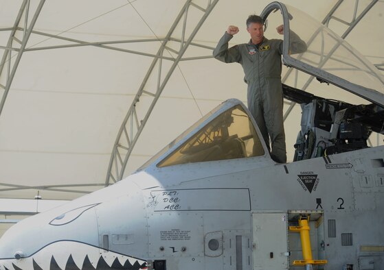 Col. William DeMaso, 23rd Wing vice commander, celebrates after landing from his final flight at Moody Air Force Base, Ga., June 2. The flight was Colonel DeMaso’s last as he is retiring with more than 20 years of service in the Air Force. (U.S. Air Force photo/Airman 1st Class Paul Francis)(RELEASED)