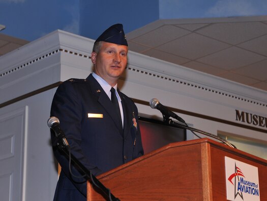 Col. Evan Miller, addresses audience members Wednesday after
taking command of the 402nd Maintenance Wing. U. S. Air Force Photo by Gary Cutrell