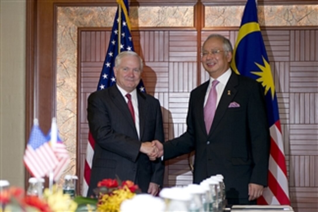 Secretary of Defense Robert M. Gates meets with Malaysian Prime Minister Mohamed Najib at the Shangri-La Hotel in Singapore during the 10th International Institute for Strategic Studies Asia Security Summit on June 3, 2011.  
