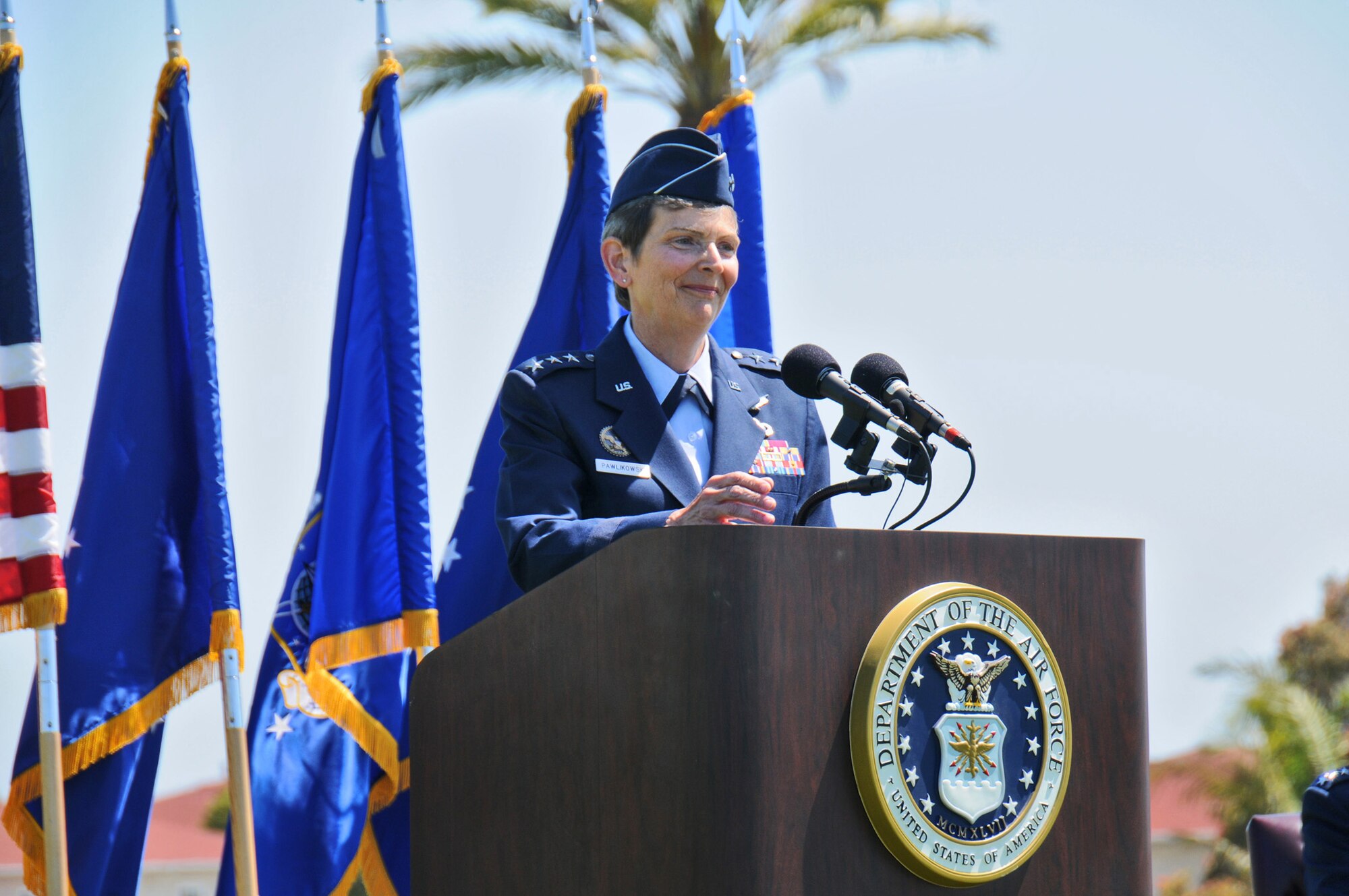 Lieutenant Gen. Ellen Pawlikowski, SMC's new commander, speaks at the change of command ceremony at Fort MacArthur, June 3. Only the fifth woman to achieve the rank of lieutenant general in the Air Force, General Pawlikowski is SMC's first woman commander. (Photo by Joe Juarez)