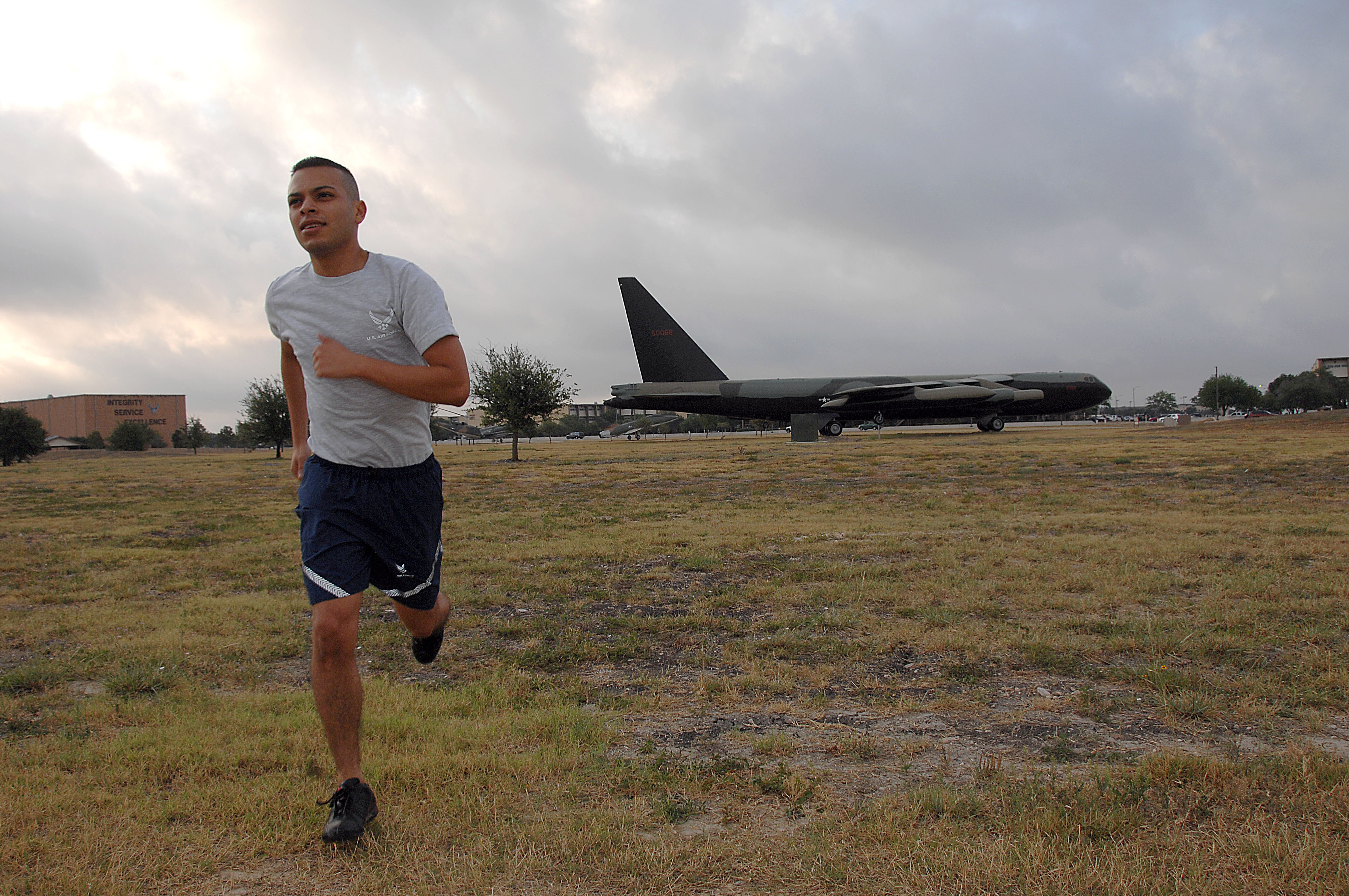 lackland afb valley high gate
