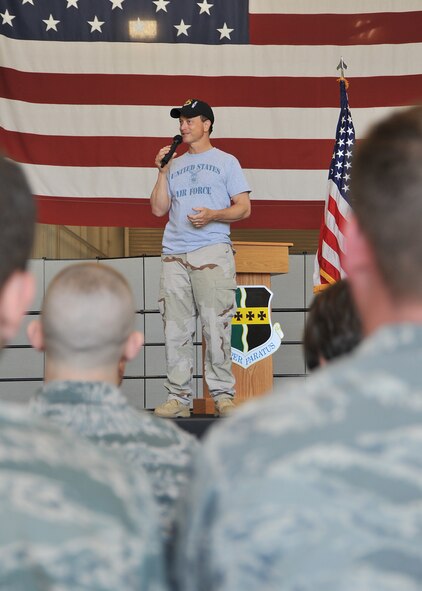 Gary Sinise addresses Airmen at Beale Air Force Base, Calif., June 8 during a talk to the troops after going for a high flight in the U-2 Dragon Lady to 70,000 feet. Mr. Sinise was visiting Beale to document the mission of the U-2 Dragon Lady and meet with Airmen to boost morale.