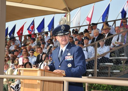 Col. Eric Axelbank, 37th Training Wing commander, addresses the audience during the 37th TRW change of command ceremony June 6. (U.S. Air Force photo/Alan Boedeker)